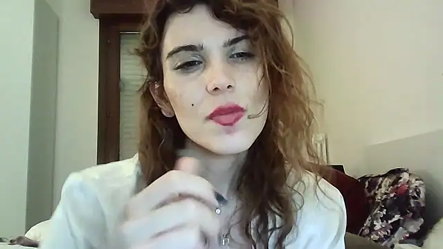 Snapshot of refem9 chatting on September 9, 2025, 1:38 am refem9 online show from September 9, 2025, 1:38 am