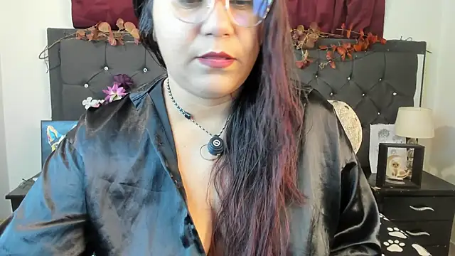 Snapshot of sofia_sorceress5 chatting on September 29, 2025, 10:59 pm sofia sorceress5 online show from September 29, 2025, 10:59 pm
