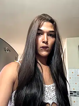 love megann online show from October 19, 2025, 3:37 pm