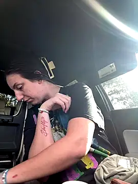 Snapshot of sweetsirenn chatting on September 30, 2025, 1:06 pm sweetsirenn online show from September 30, 2025, 1:06 pm