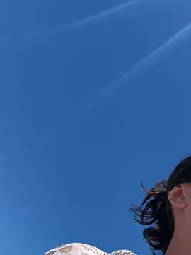 Snapshot of sweetsirenn chatting on October 16, 2025, 4:37 pm sweetsirenn online show from October 16, 2025, 4:37 pm