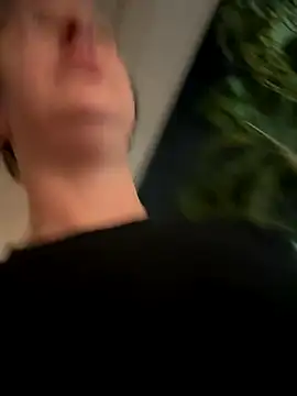 Snapshot of sweetsirenn chatting on October 4, 2025, 2:13 am sweetsirenn online show from October 4, 2025, 2:13 am