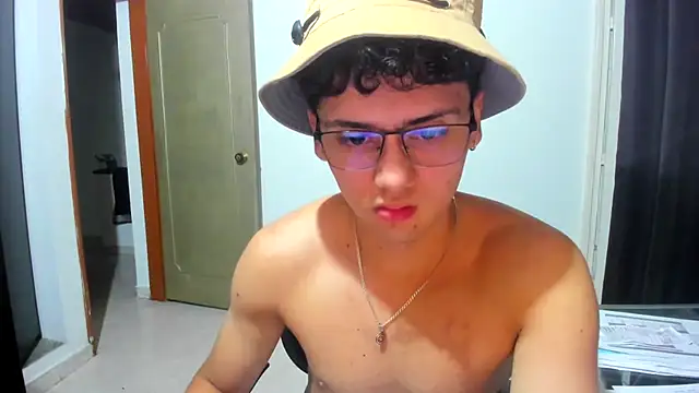 Snapshot of jacobs_shelby chatting on November 11, 2025, 1:00 am jacobs shelby online show from November 11, 2025, 1:00 am