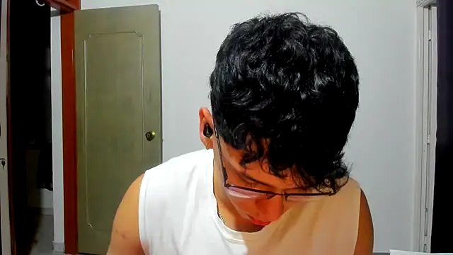 Snapshot of jacobs_shelby chatting on October 19, 2025, 2:03 am jacobs shelby online show from October 19, 2025, 2:03 am