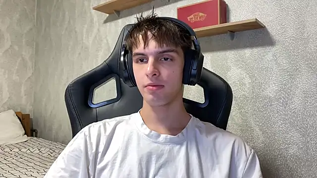 Snapshot of elliot_scott chatting on October 1, 2025, 7:40 pm elliot scott online show from October 1, 2025, 7:40 pm