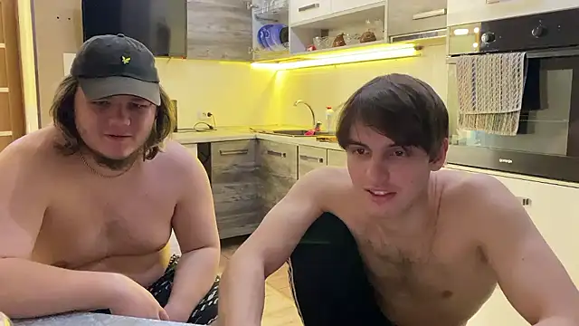 Snapshot of elliot_scott chatting on January 7, 2026, 6:46 pm elliot scott online show from January 7, 2026, 6:46 pm