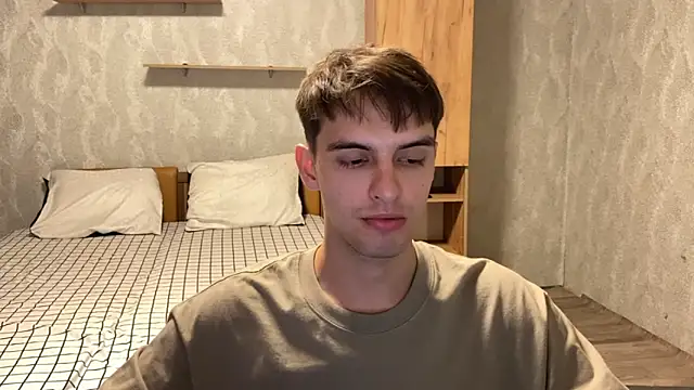 Snapshot of elliot_scott chatting on September 12, 2025, 1:55 pm elliot scott online show from September 12, 2025, 1:55 pm