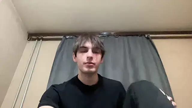 Snapshot of elliot_scott chatting on January 12, 2026, 11:17 am elliot scott online show from January 12, 2026, 11:17 am