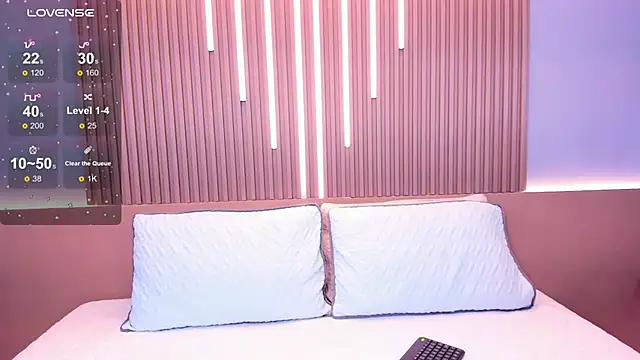 Camile cute online show from February 24, 2026, 8:31 pm