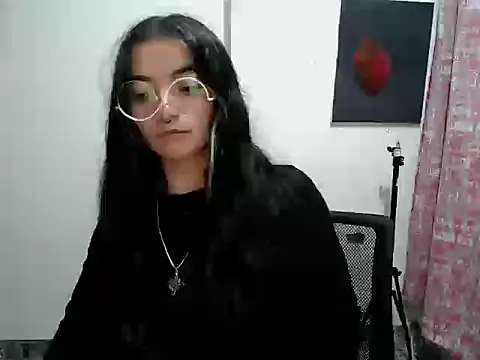 Snapshot of Came-II chatting on June 3, 2026, 2:45 am Came-II online show from June 3, 2026, 2:45 am