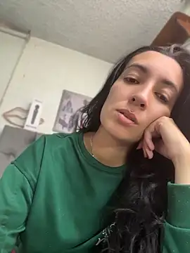 Snapshot of SALOME_KORLAND chatting on May 6, 2026, 7:51 pm SALOME KORLAND online show from May 6, 2026, 7:51 pm