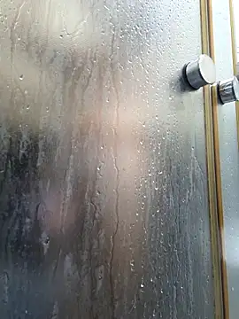 Snapshot of busters32 chatting on March 25, 2026, 4:17 pm busters32 online show from March 25, 2026, 4:17 pm