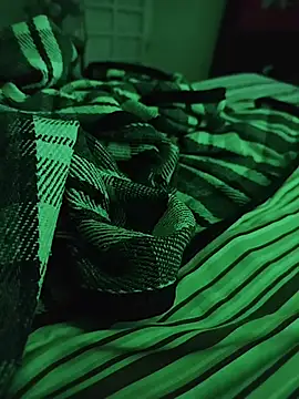 Genaro Dickinson 69 online show from December 4, 2025, 7:46 pm