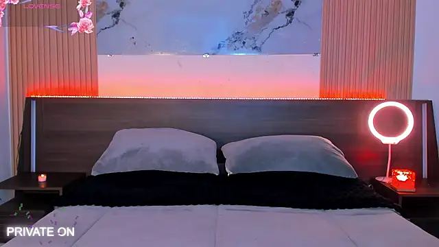 samanthaa moon online show from April 24, 2026, 12:01 am