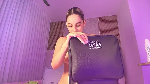 celeste moonx online show from February 5, 2026, 12:01 pm