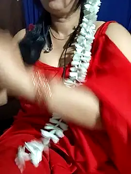 Snapshot of sesiteluguammayi chatting on June 5, 2026, 10:21 am sesiteluguammayi online show from June 5, 2026, 10:21 am