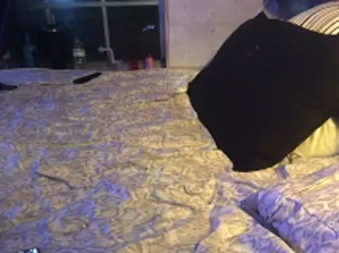 lilthicky352 online show from November 8, 2025, 5:33 am