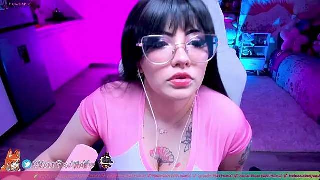 AlyssaRomanova online show from February 14, 2026, 2:01 am