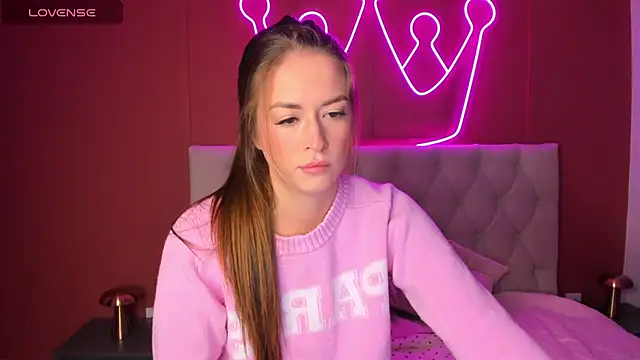 StacyWells online show from October 5, 2025, 1:18 am