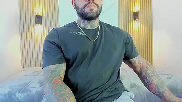 MISTER VENOM online show from December 18, 2025, 7:18 pm