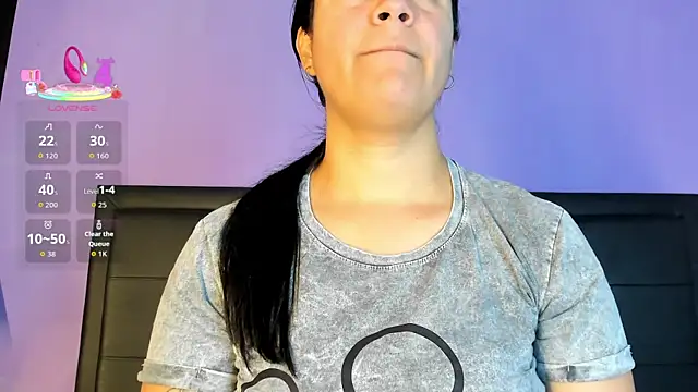 GreciaFox1 online show from May 14, 2026, 12:13 pm