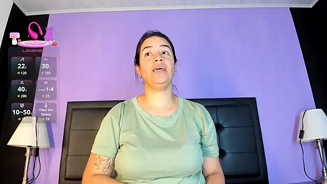 GreciaFox1 online show from May 27, 2026, 12:12 pm