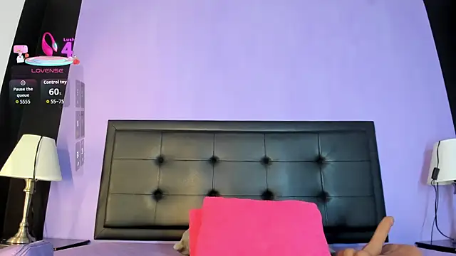 GreciaFox1 online show from May 21, 2026, 12:13 pm