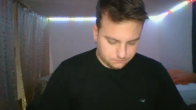 Snapshot of billy125thor chatting on December 23, 2025, 7:51 am billy125thor online show from December 23, 2025, 7:51 am