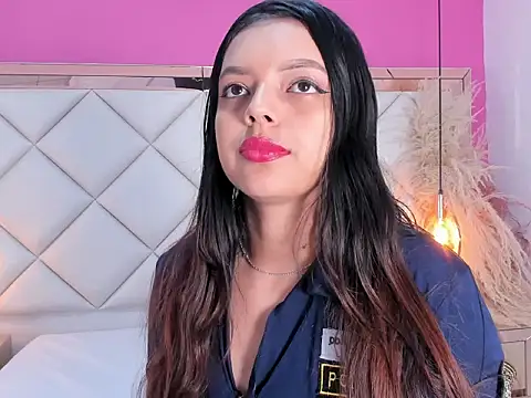 Snapshot of Lucianaa_Collins chatting on October 2, 2025, 11:57 am Lucianaa Collins online show from October 2, 2025, 11:57 am