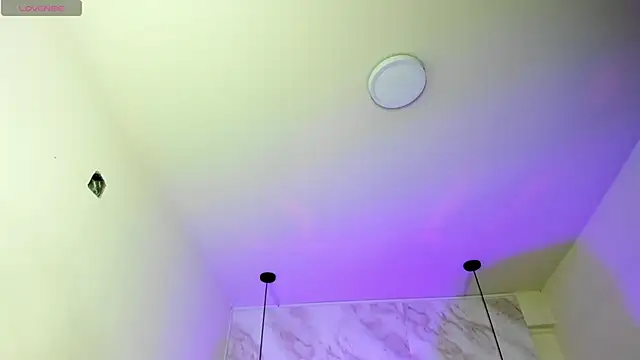 Snapshot of Luciifeer_ chatting on February 6, 2026, 6:48 pm Luciifeer online show from February 6, 2026, 6:48 pm