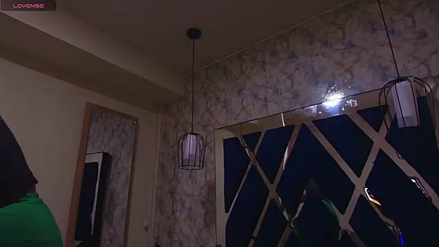 Snapshot of Luciifeer_ chatting on November 29, 2025, 6:52 pm Luciifeer online show from November 29, 2025, 6:52 pm