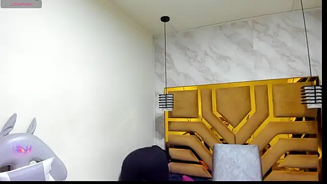 Snapshot of Luciifeer_ chatting on February 20, 2026, 6:54 pm Luciifeer online show from February 20, 2026, 6:54 pm