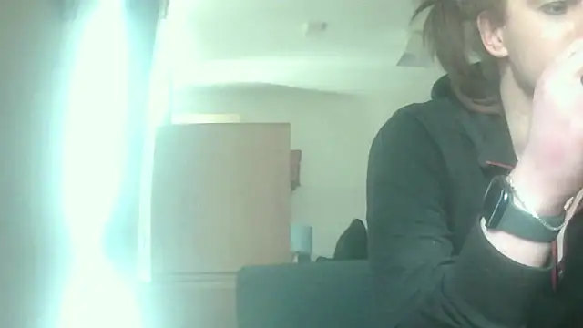 Snapshot of avamaxwell chatting on April 29, 2026, 8:29 am avamaxwell online show from April 29, 2026, 8:29 am