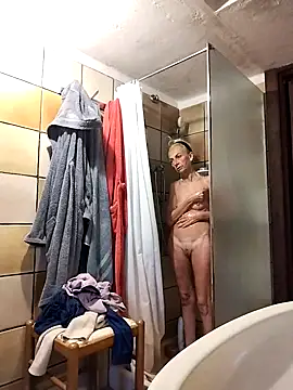 clarabell4 online show from October 23, 2025, 6:01 am