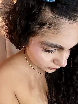 Snapshot of Yassy_vazquez chatting on March 31, 2026, 7:38 pm Yassy vazquez online show from March 31, 2026, 7:38 pm