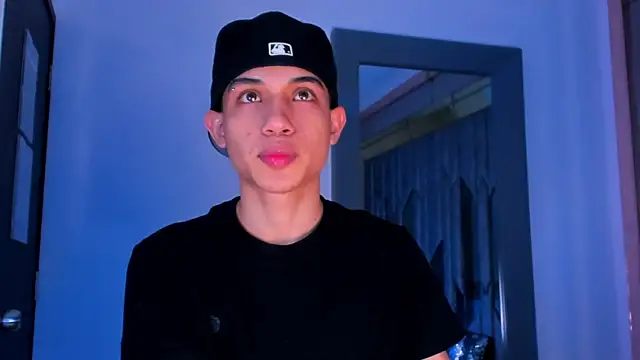 Sebax Young online show from March 1, 2026, 7:58 pm