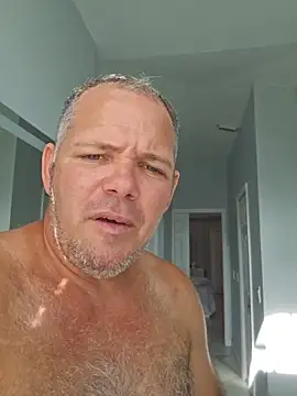 cubanitofeliz40 online show from July 1, 2026, 10:10 pm