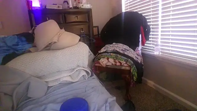 Snapshot of TheGrudge206 chatting on January 12, 2026, 4:03 pm TheGrudge206 online show from January 12, 2026, 4:03 pm