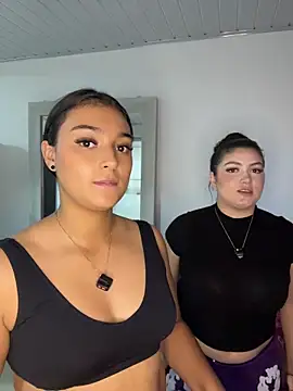 Snapshot of nicolexxaleja chatting on April 16, 2026, 12:33 am nicolexxaleja online show from April 16, 2026, 12:33 am