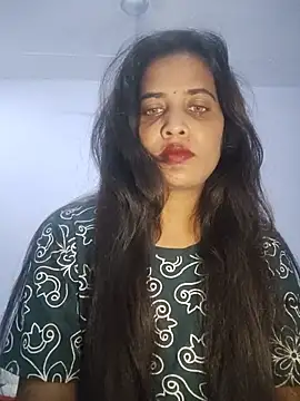Snapshot of cute_radhikaa chatting on May 31, 2026, 7:14 pm cute radhikaa online show from May 31, 2026, 7:14 pm