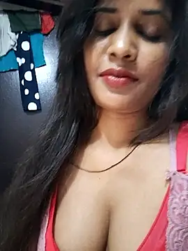 cute radhikaa online show from April 4, 2026, 5:58 am