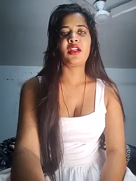 cute radhikaa online show from February 8, 2026, 3:37 am