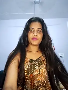 Snapshot of cute_radhikaa chatting on June 8, 2026, 9:32 am cute radhikaa online show from June 8, 2026, 9:32 am