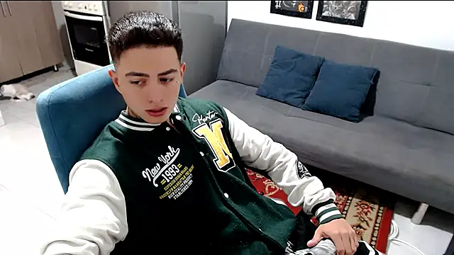 santii ss online show from January 11, 2026, 1:07 pm