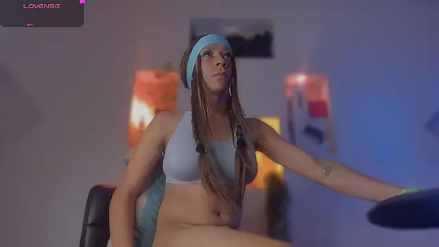 Snapshot of Chloe_cooperr chatting on October 2, 2025, 7:06 pm Chloe cooperr online show from October 2, 2025, 7:06 pm