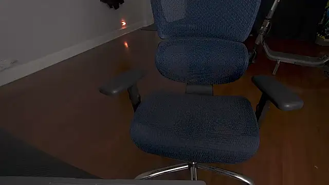 Snapshot of lolateton chatting on October 16, 2025, 5:27 am lolateton online show from October 16, 2025, 5:27 am