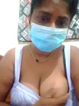 boosypussy online show from May 21, 2026, 8:28 pm