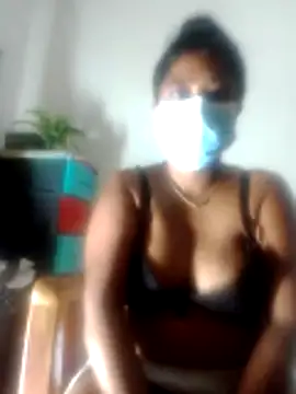 boosypussy online show from May 18, 2026, 9:41 pm
