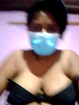 boosypussy online show from May 17, 2026, 3:34 pm