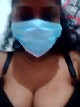 boosypussy online show from May 24, 2026, 10:42 pm